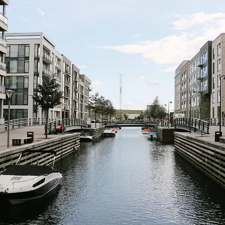 Beautiful 3-bed In Canal Διαμέρισμα